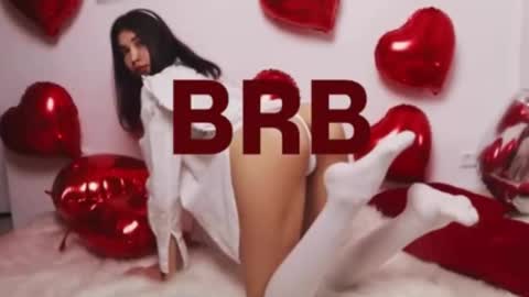 yooleen online show from 10/30/25, 02:57