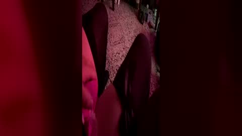 yoorlilsecret online show from 06/19/26, 05:56
