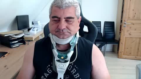 Snapshot of yoschi1976 chatting on 09/14/25, 11:20 yoschi1976 online show from 09/14/25, 11:20