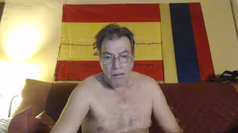 Snapshot of yosep44 chatting on 12/22/24, 06:04 yosep online show from 12/22/24, 06:04