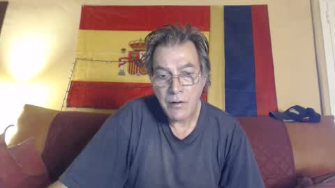 Snapshot of yosep44 chatting on 09/16/25, 05:41 yosep online show from 09/16/25, 05:41