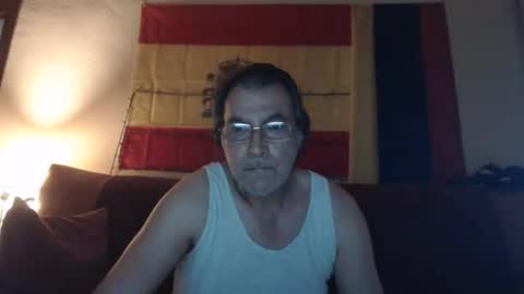 Snapshot of yosep44 chatting on 10/14/25, 04:41 yosep online show from 10/14/25, 04:41