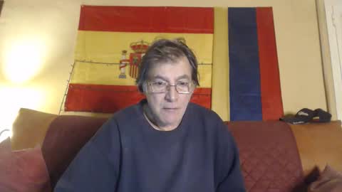 Snapshot of yosep44 chatting on 11/08/25, 06:02 yosep online show from 11/08/25, 06:02