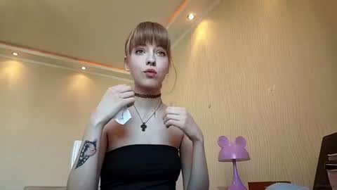 Snapshot of yoshiezerbel chatting on 06/10/26, 03:33 yoshiezerbel online show from 06/10/26, 03:33