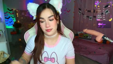 Ana online show from 10/24/25, 03:03