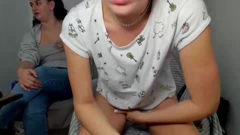Snapshot of you_love_melisa chatting on 02/19/26, 11:39 private on 18 per minute start private 500 tokensOnlyfans online show from 02/19/26, 11:39