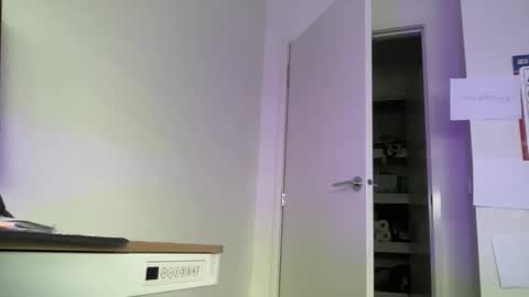 Snapshot of you_squirt chatting on 03/22/26, 10:57 Blackmeat online show from 03/22/26, 10:57