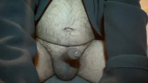 Snapshot of you_squirt chatting on 06/22/26, 03:25 Blackmeat online show from 06/22/26, 03:25
