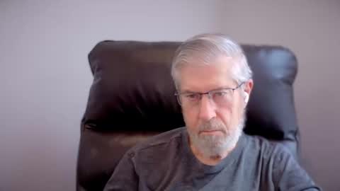 Colorado Guy Straight online show from 09/13/25, 08:08