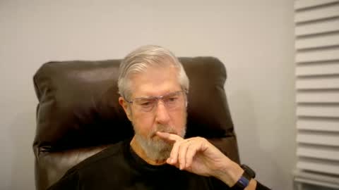 Colorado Guy Straight online show from 09/24/25, 04:27