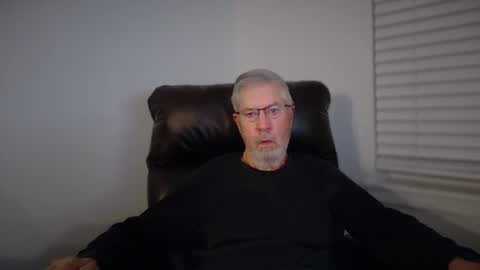 Colorado Guy Straight online show from 12/14/25, 01:16