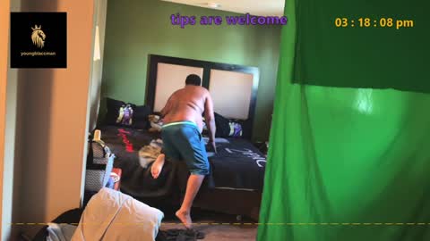 younblaccman6969 online show from 12/02/24, 09:17