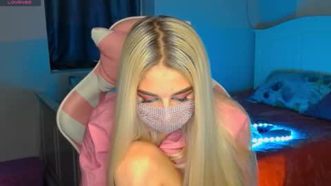 Snapshot of your___barbie chatting on 01/06/25, 11:42 Barbie online show from 01/06/25, 11:42