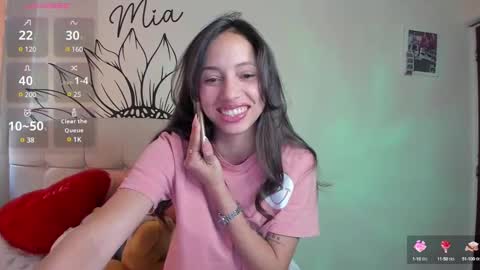 Snapshot of your_beck chatting on 01/19/25, 07:15 mia3 online show from 01/19/25, 07:15