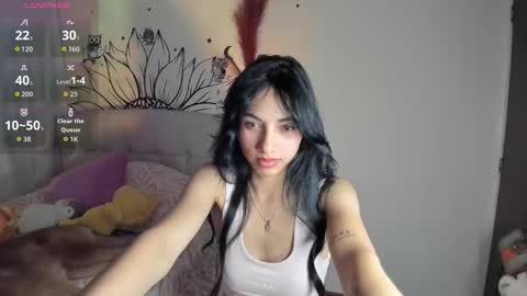 Snapshot of your_beck chatting on 10/06/25, 03:37 mia3 online show from 10/06/25, 03:37