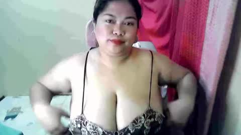your_big_boobs online show from 09/16/25, 11:28
