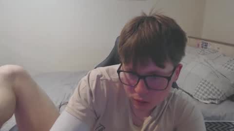 Max online show from 05/19/26, 07:04