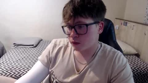 Max online show from 06/06/26, 07:35