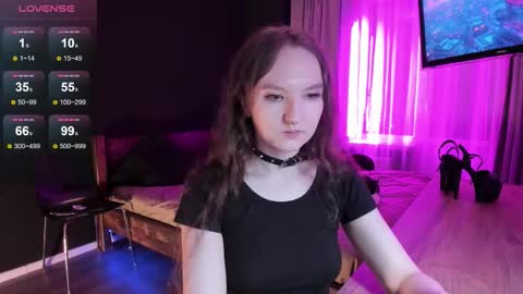 Snapshot of your_bunny chatting on 10/21/25, 05:57 Bunny online show from 10/21/25, 05:57