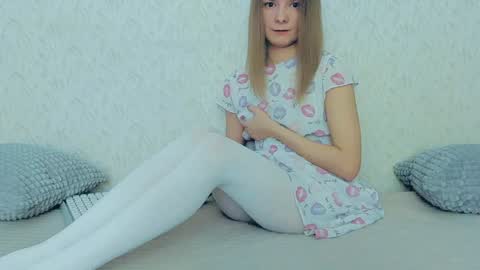 Lily online show from 01/07/25, 07:52