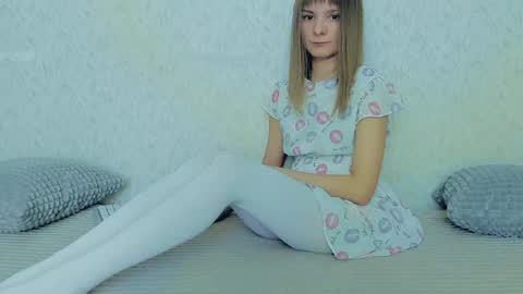 Lily online show from 01/29/25, 11:20