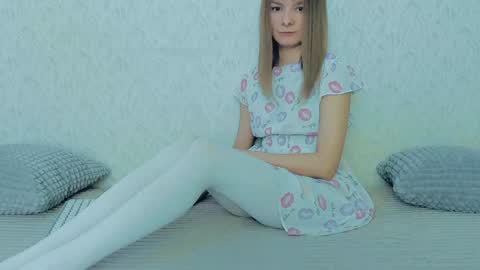 Lily online show from 02/07/25, 05:10