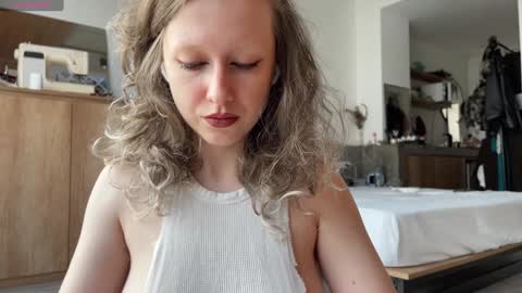 your_coraline_ online show from 12/28/24, 08:37