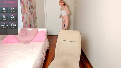 your_cute_aisha online show from 09/14/25, 10:31