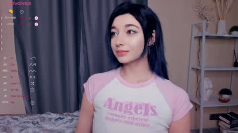 Snapshot of your_desssert chatting on 02/04/25, 06:36 Lina online show from 02/04/25, 06:36
