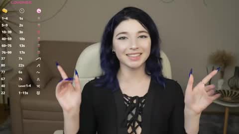 Snapshot of your_desssert chatting on 02/12/25, 12:44 Lina online show from 02/12/25, 12:44