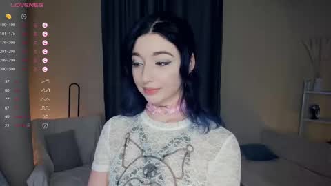 Snapshot of your_desssert chatting on 02/16/25, 06:54 Lina online show from 02/16/25, 06:54