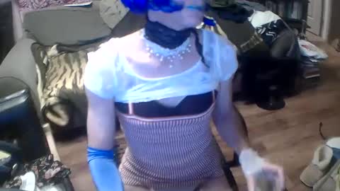 Taylor Tash online show from 12/04/24, 05:27