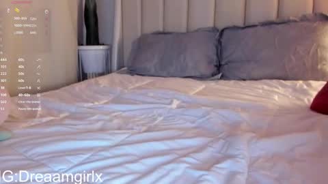 Isabella online show from 03/03/25, 11:56