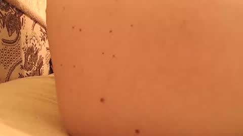 Emily online show from 12/05/24, 08:55