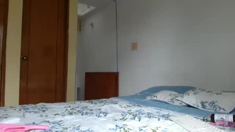 emma online show from 09/16/25, 03:02