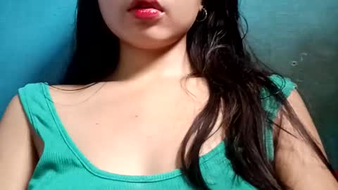 Snapshot of your_fantasy5 chatting on 11/26/25, 04:57 your_fantasy5 online show from 11/26/25, 04:57