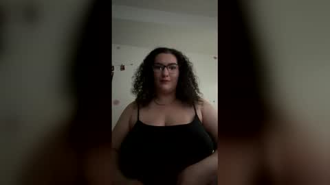 your_favorite_toy91231 online show from 06/09/26, 10:32