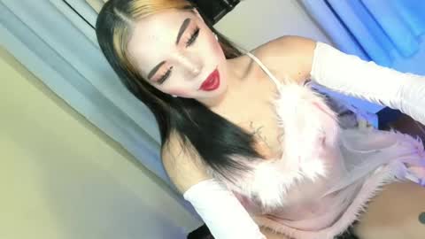 Snapshot of your_girl_yeka chatting on 07/06/26, 08:55 your_girl_yeka online show from 07/06/26, 08:55