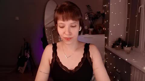 Snapshot of your_hot_ex chatting on 11/13/25, 07:46 Alex and Kris long hair online show from 11/13/25, 07:46