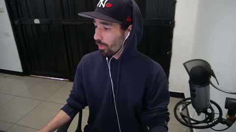 Snapshot of your_ice_cream chatting on 12/19/24, 01:29 Siebel. online show from 12/19/24, 01:29