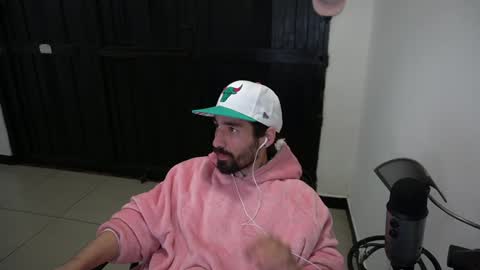 Snapshot of your_ice_cream chatting on 01/02/25, 02:11 Siebel. online show from 01/02/25, 02:11