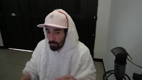 Snapshot of your_ice_cream chatting on 01/03/25, 01:58 Siebel. online show from 01/03/25, 01:58