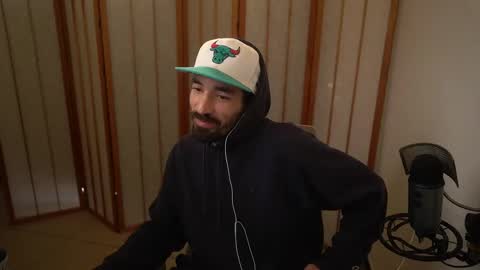 Snapshot of your_ice_cream chatting on 09/15/25, 05:24 Siebel. online show from 09/15/25, 05:24