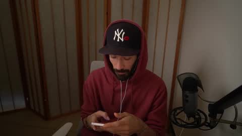 Snapshot of your_ice_cream chatting on 09/23/25, 03:15 Siebel. online show from 09/23/25, 03:15