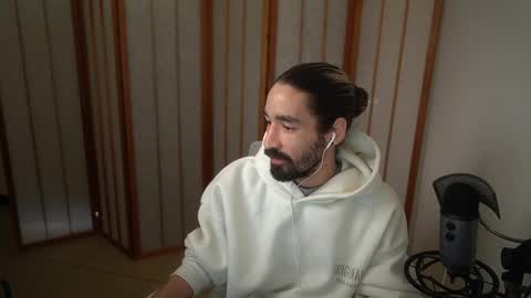 Snapshot of your_ice_cream chatting on 11/07/25, 02:28 Siebel. online show from 11/07/25, 02:28