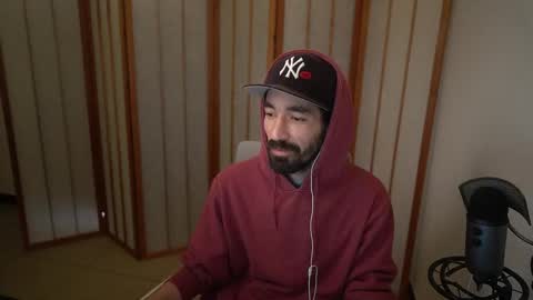 Snapshot of your_ice_cream chatting on 11/08/25, 04:07 Siebel. online show from 11/08/25, 04:07