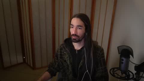 Snapshot of your_ice_cream chatting on 11/19/25, 01:33 Siebel. online show from 11/19/25, 01:33