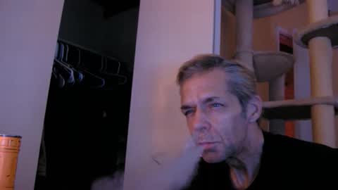 Snapshot of your_king_of_hearts chatting on 10/21/25, 07:09 Sophiestar online show from 10/21/25, 07:09