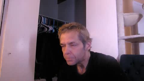 Snapshot of your_king_of_hearts chatting on 10/30/25, 03:08 Sophiestar online show from 10/30/25, 03:08