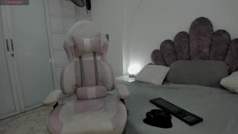 your_lady_milf online show from 02/20/25, 07:08